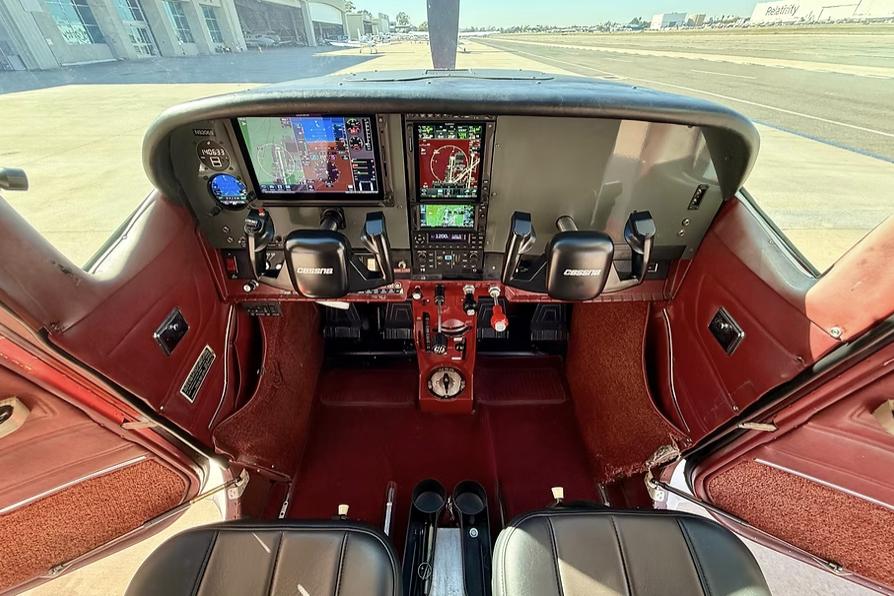 1969 CESSNA 182M Photo 7